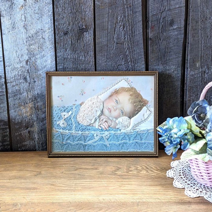 Cadre bébé bleu montage 3 D antique
